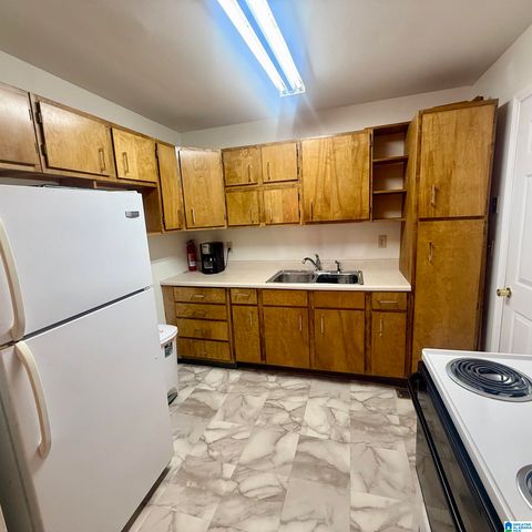 108 RAVINE PARK, Bessemer, AL 35023