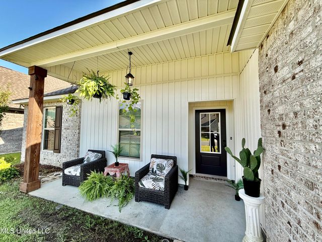 3737 Hamilton Drive, D'iberville, MS 39540