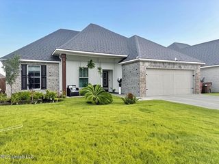 3737 Hamilton Drive, D'iberville, MS 39540