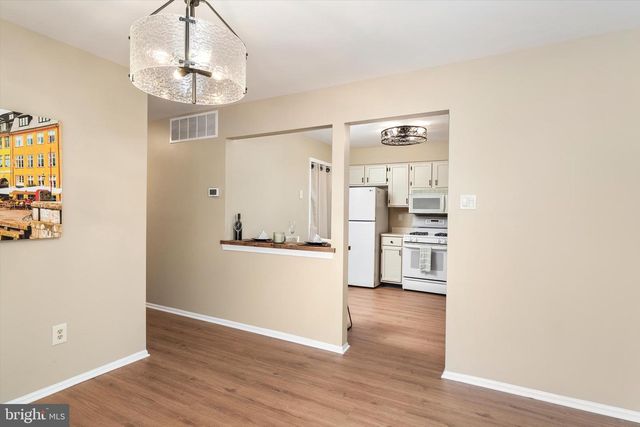 121 ANDOVER PL, Robbinsville, NJ 08691