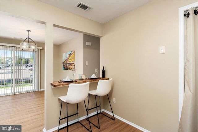 121 ANDOVER PL, Robbinsville, NJ 08691