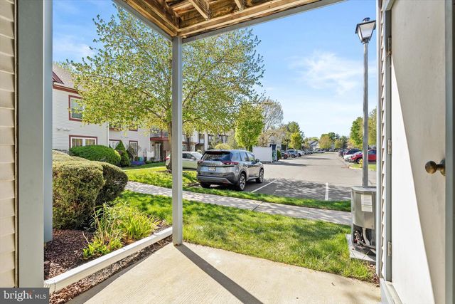 121 ANDOVER PL, Robbinsville, NJ 08691