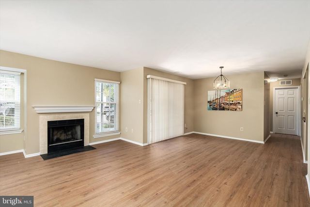 121 ANDOVER PL, Robbinsville, NJ 08691