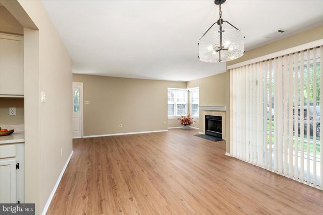 121 ANDOVER PL, Robbinsville, NJ 08691