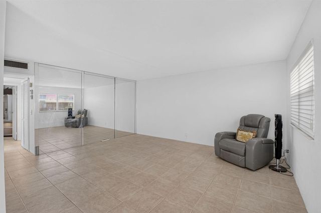 65 SAXONY B 65, Delray Beach, FL 33446