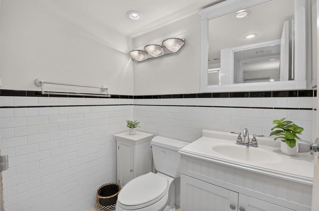 65 SAXONY B 65, Delray Beach, FL 33446