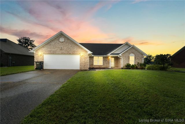 134 N Chipaway Lane, Scottsburg, IN 47170