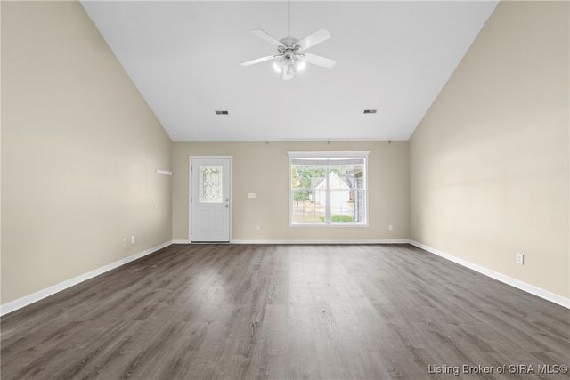 134 N Chipaway Lane, Scottsburg, IN 47170