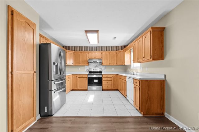 134 N Chipaway Lane, Scottsburg, IN 47170