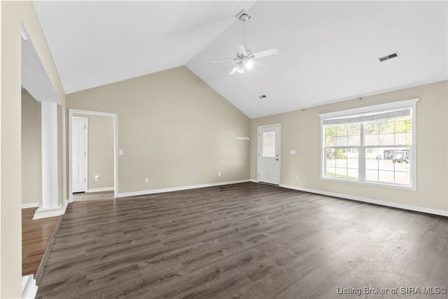 134 N Chipaway Lane, Scottsburg, IN 47170