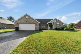 134 N Chipaway Lane, Scottsburg, IN 47170