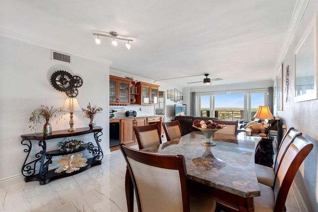 1160 Hillsboro Mile 904, Hillsboro Beach, FL 33062