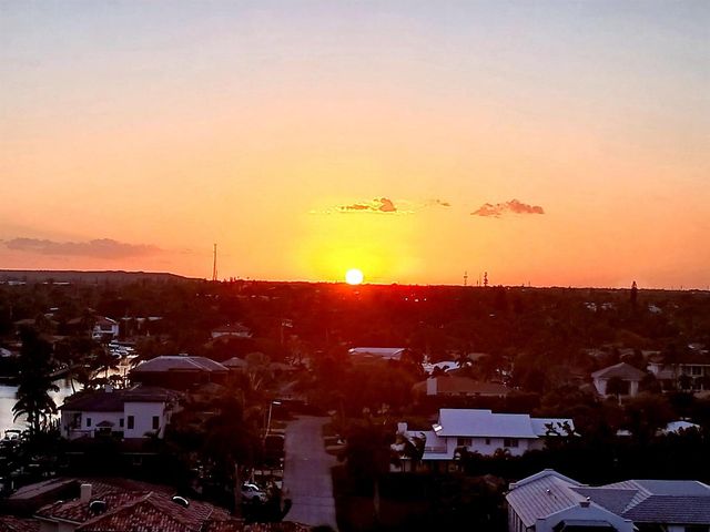 1160 Hillsboro Mile 904, Hillsboro Beach, FL 33062