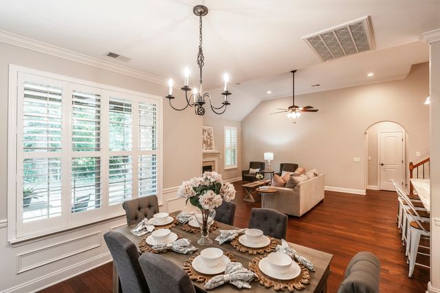 210 Abiding Pl, Goodlettsville, TN 37072