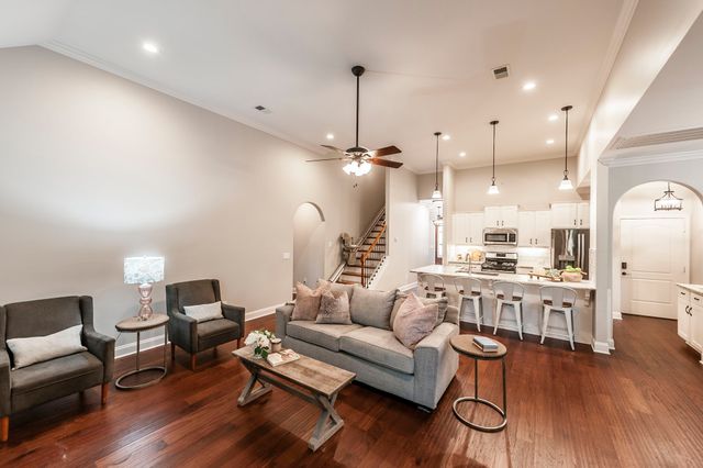 210 Abiding Pl, Goodlettsville, TN 37072