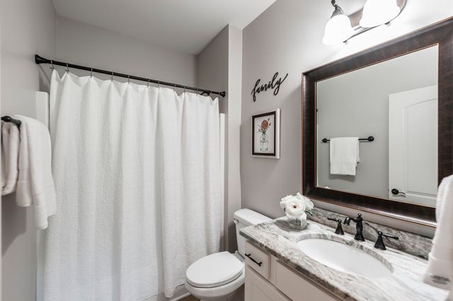 210 Abiding Pl, Goodlettsville, TN 37072