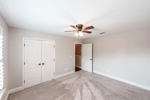 210 Abiding Pl, Goodlettsville, TN 37072
