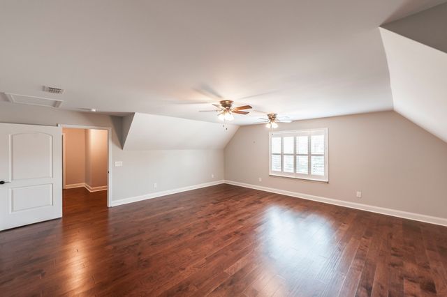 210 Abiding Pl, Goodlettsville, TN 37072