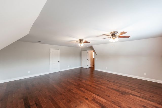 210 Abiding Pl, Goodlettsville, TN 37072