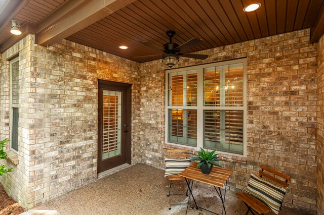 210 Abiding Pl, Goodlettsville, TN 37072