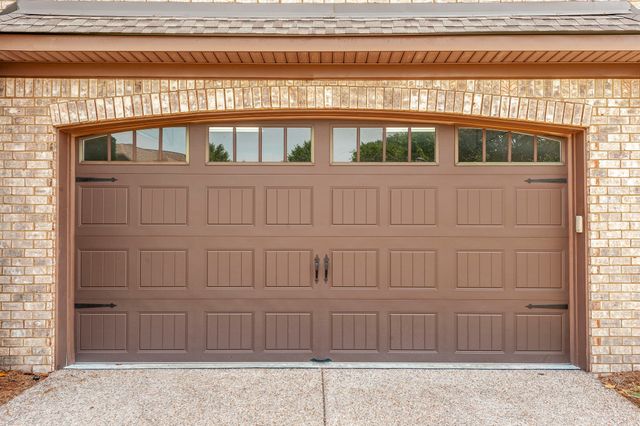 210 Abiding Pl, Goodlettsville, TN 37072