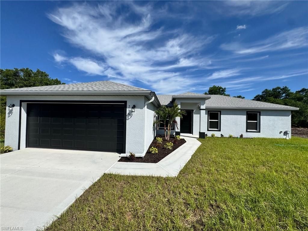 716 Ledge ST, LEHIGH ACRES, FL 33972 — exterior