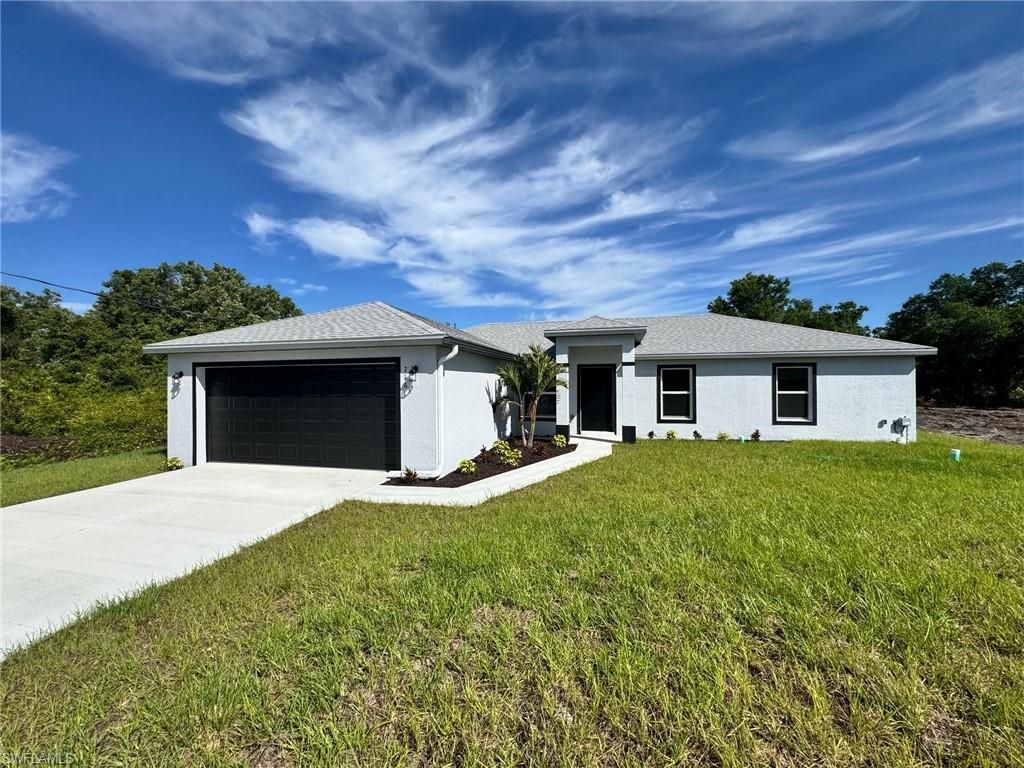 716 Ledge ST, LEHIGH ACRES, FL 33972 — photo 2