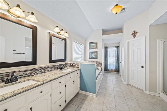 4517 HILLYGLEN CV, Bartlett, TN 38135