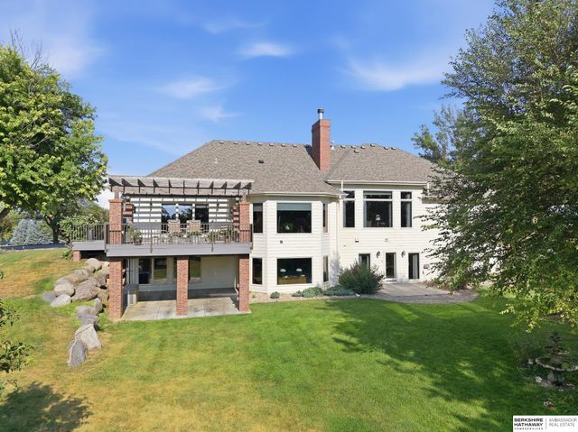 16060 S 63rd Street, Papillion, NE 68133