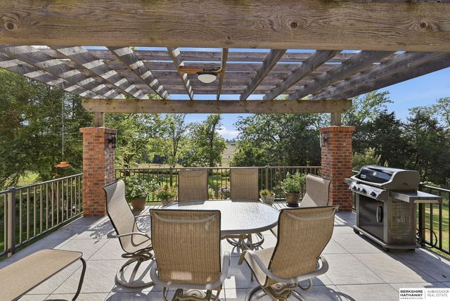 16060 S 63rd Street, Papillion, NE 68133