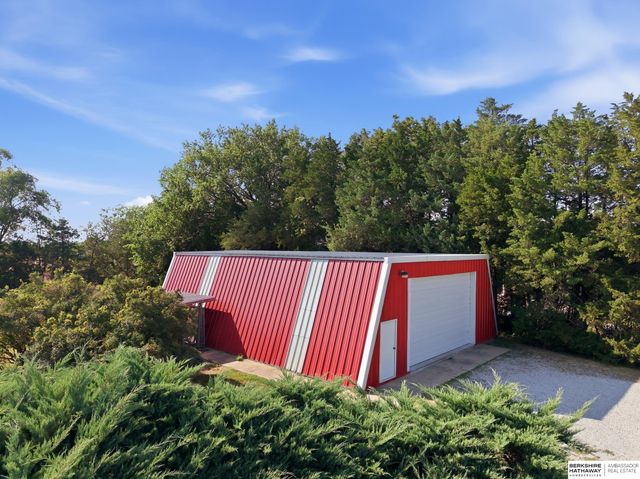 16060 S 63rd Street, Papillion, NE 68133