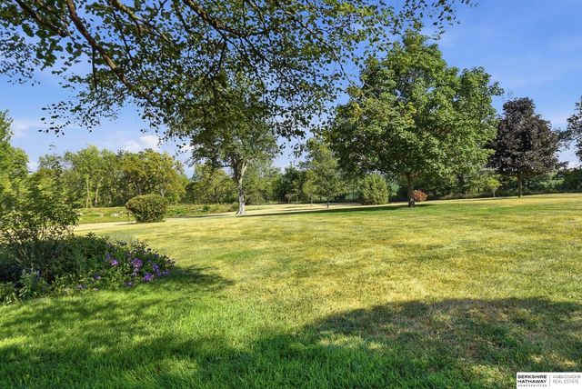 16060 S 63rd Street, Papillion, NE 68133