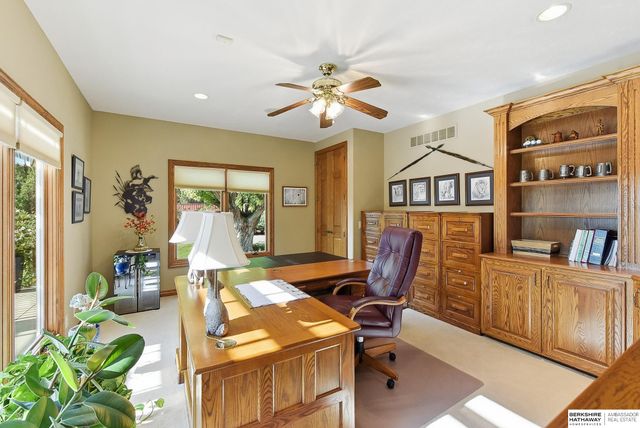 16060 S 63rd Street, Papillion, NE 68133