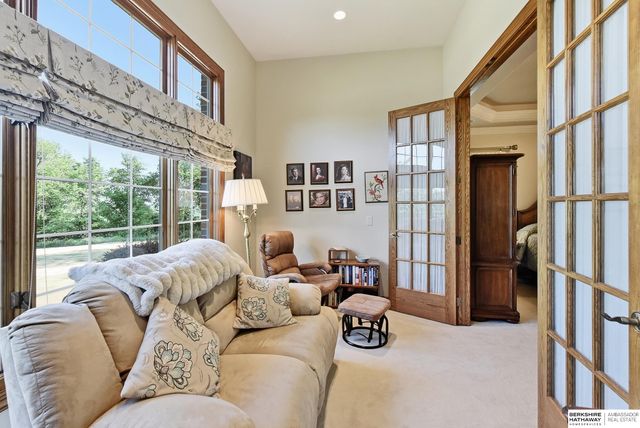 16060 S 63rd Street, Papillion, NE 68133