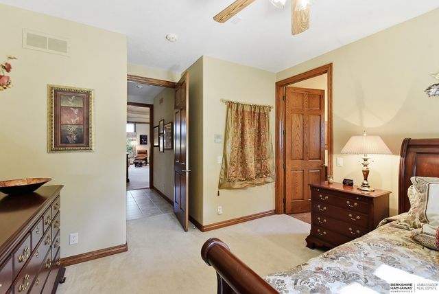 16060 S 63rd Street, Papillion, NE 68133