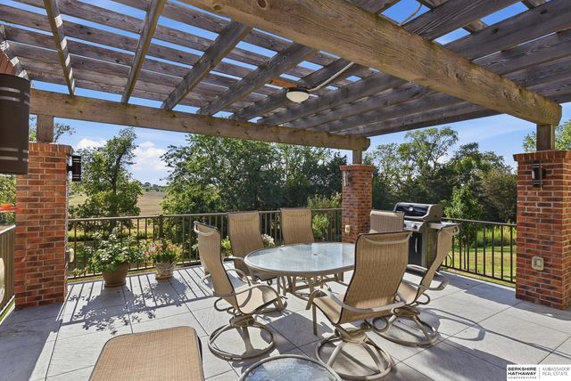 16060 S 63rd Street, Papillion, NE 68133