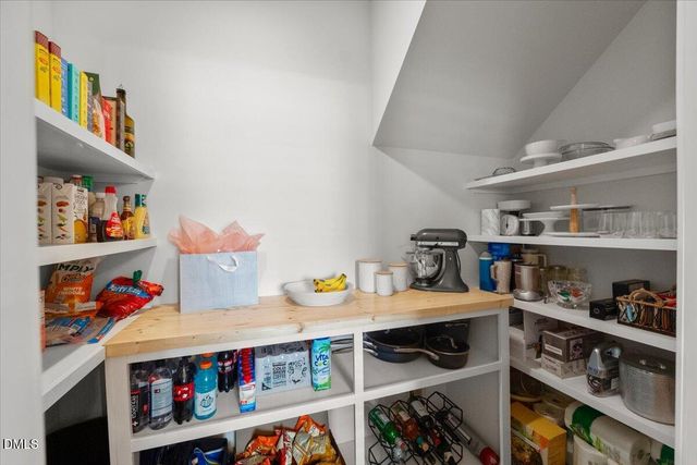 460 Curling Creek Drive, Clayton, NC 27527