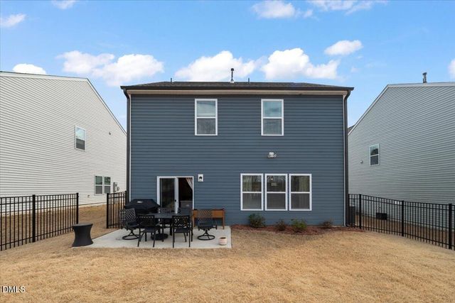 460 Curling Creek Drive, Clayton, NC 27527