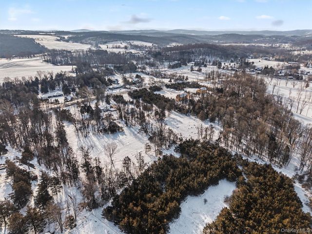 489 Union Corners Road, Florida, NY 10921