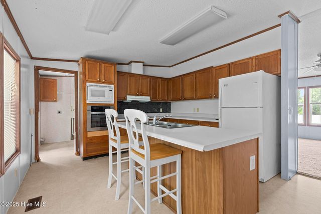 323 Macdonald Boulevard, Havelock, NC 28532