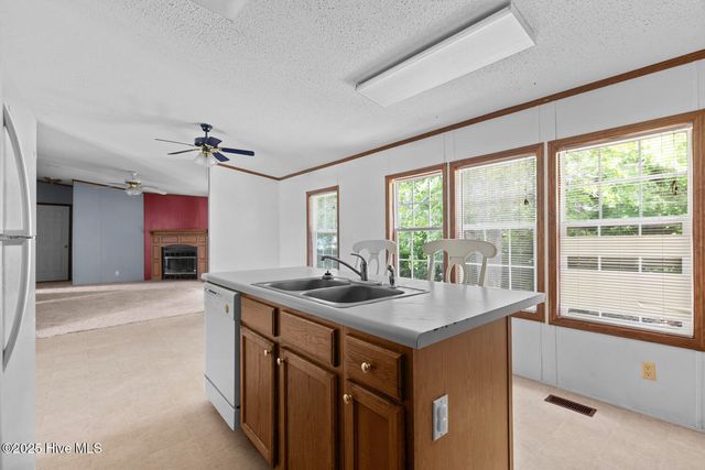 323 Macdonald Boulevard, Havelock, NC 28532