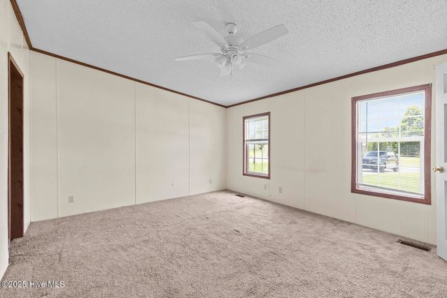 323 Macdonald Boulevard, Havelock, NC 28532