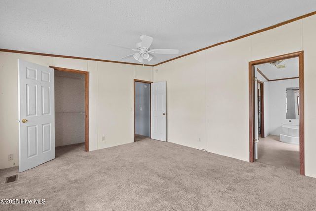 323 Macdonald Boulevard, Havelock, NC 28532