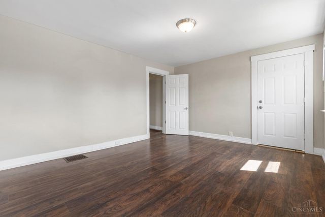 6212 Desmond Street, Cincinnati, OH 45227