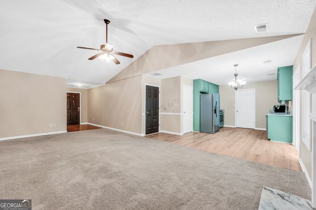 521 Sarahs Lane, Locust Grove, GA 30248