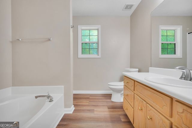 521 Sarahs Lane, Locust Grove, GA 30248