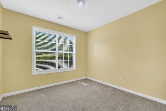 521 Sarahs Lane, Locust Grove, GA 30248