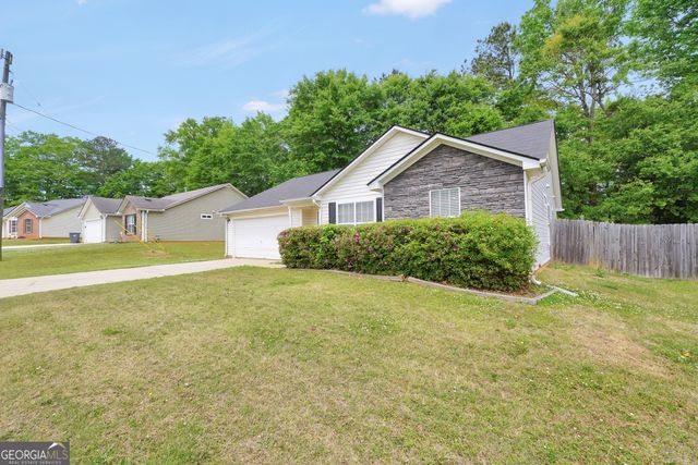 521 Sarahs Lane, Locust Grove, GA 30248