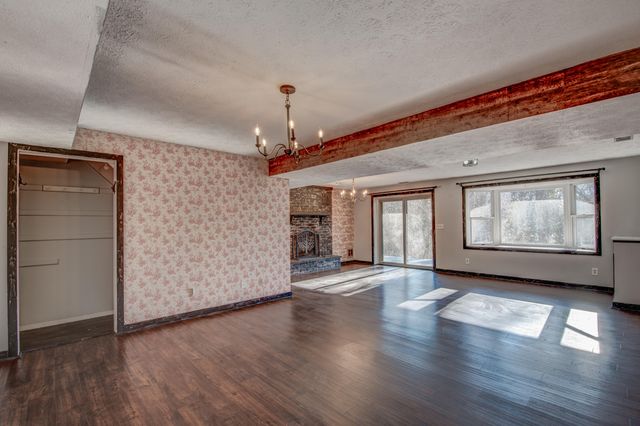 611 Bayberry Court, Valparaiso, IN 46385