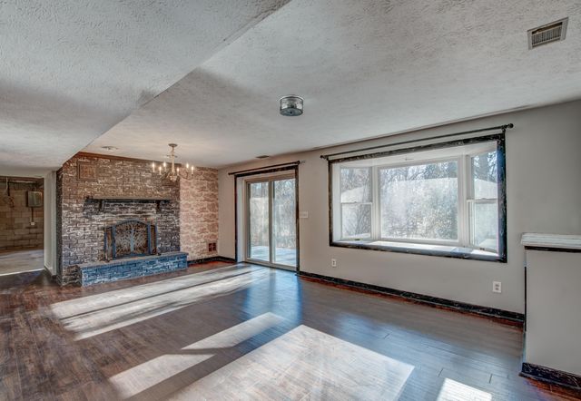 611 Bayberry Court, Valparaiso, IN 46385